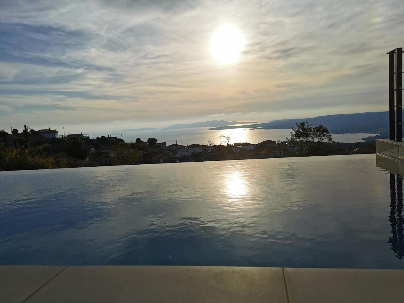 Sunset Luxury Villa Akritokhórion Eksteriør bilde